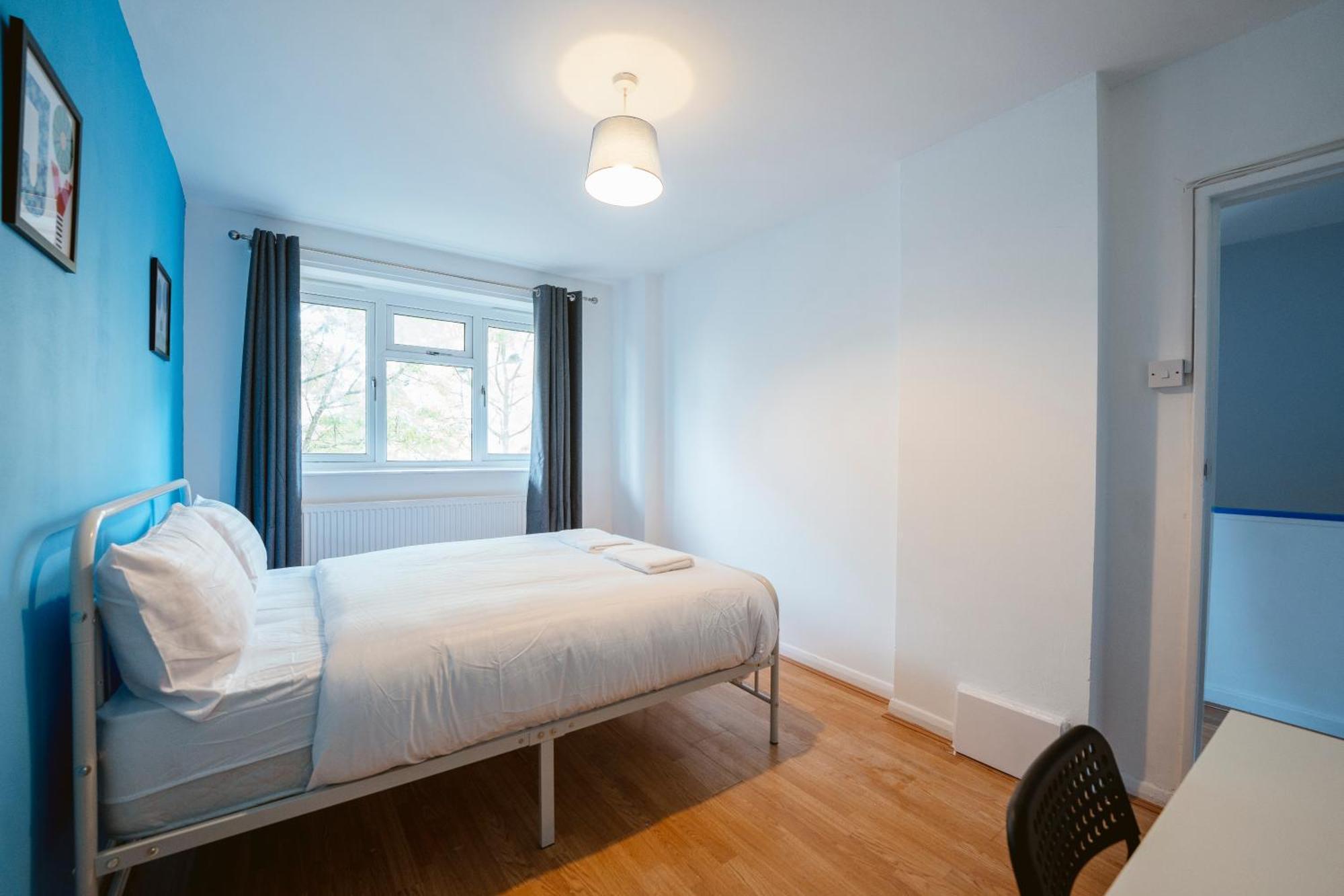 Deptford Bridge Double Rooms 런던 외부 사진