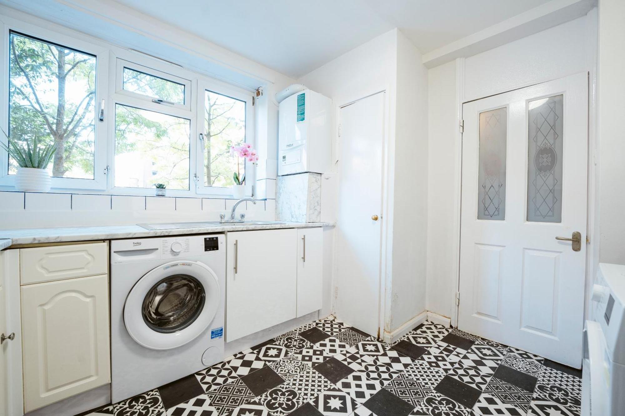 Deptford Bridge Double Rooms 런던 외부 사진